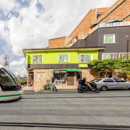 Ayenda 1231 Paradise Center Medellin Exterior photo